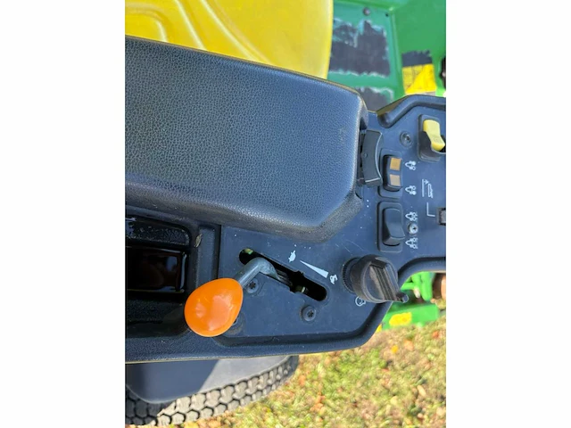 John deere 7400a 3wd dsl bosmaaier - afbeelding 27 van  44