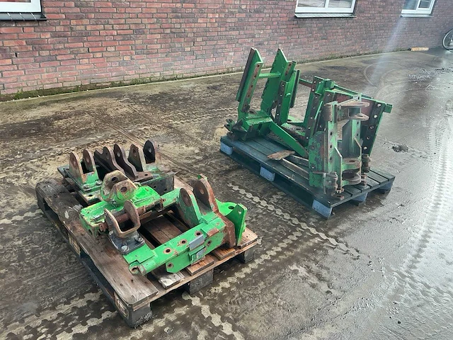 John deere 8x trekhaken - afbeelding 1 van  14