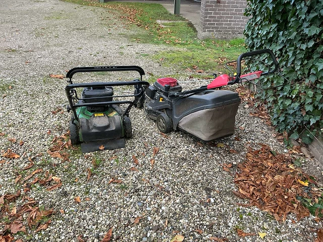 John deere + castelgarden js63 & xa 55 mhs grasmaaier - afbeelding 8 van  13