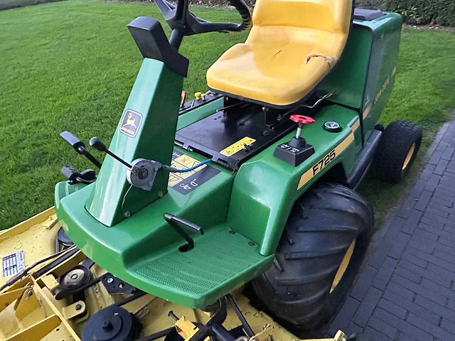John deere f725 - 1997 - front-mount mower - zitmaaier - afbeelding 14 van  16