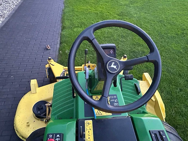 John deere f725 - 1997 - front-mount mower - zitmaaier - afbeelding 15 van  16