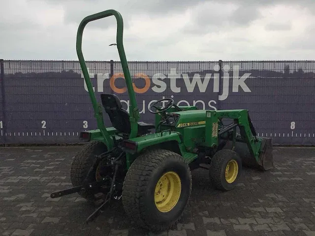 John deere smalspoor- en compacttractor - afbeelding 3 van  15