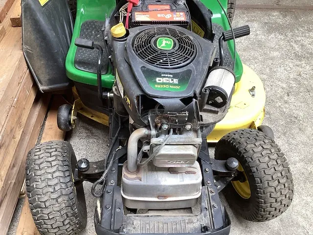 John deere x 105 zitmaaier - afbeelding 2 van  6