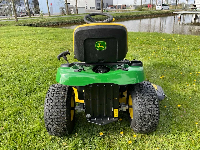 John deere x107 zitmaaier - afbeelding 8 van  13