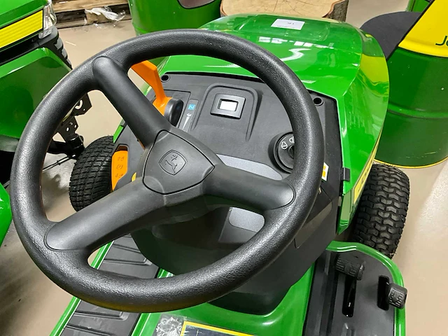 John deere x117r zitmaaier - afbeelding 7 van  10
