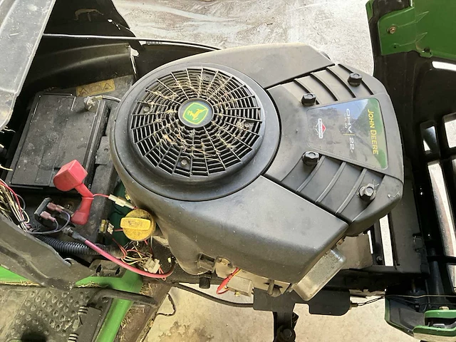 John deere x140 zitmaaier - afbeelding 2 van  13