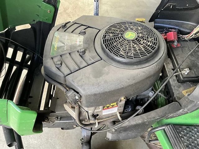 John deere x140 zitmaaier - afbeelding 3 van  13