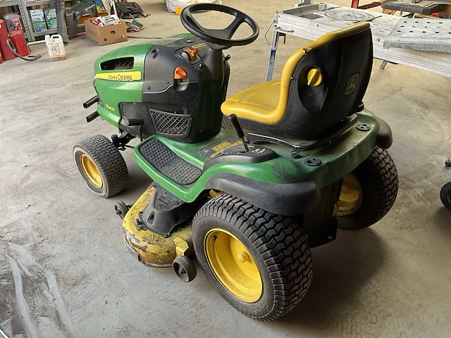 John deere x140 zitmaaier - afbeelding 7 van  13