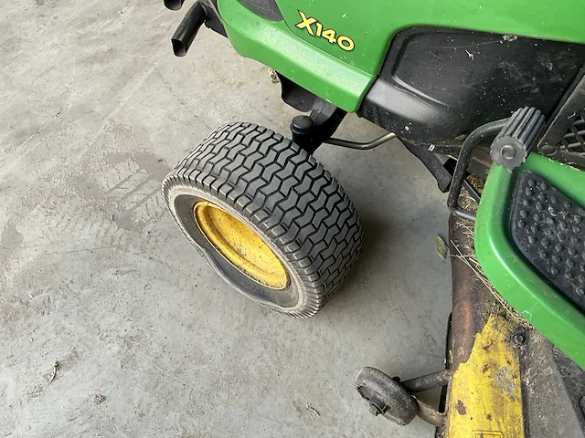 John deere x140 zitmaaier - afbeelding 12 van  13