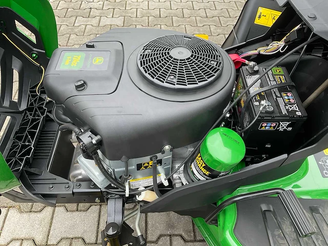 John deere x167 zitmaaier - afbeelding 3 van  17