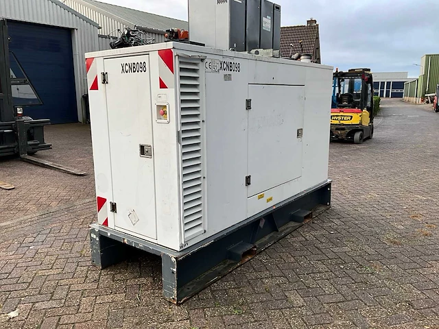 John deere xcnb098 noodstroomaggregaat - afbeelding 3 van  9