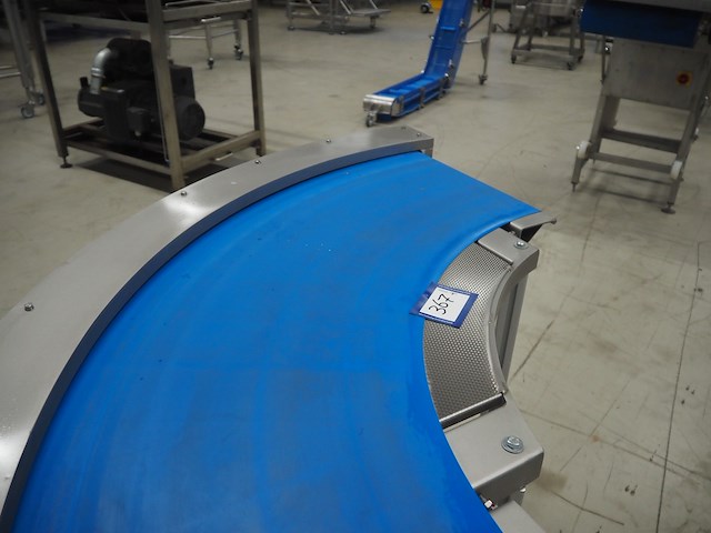 Jonge poerink - afbeelding 6 van  7