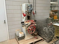Jonsereds vierkante gaten steekmachine - afbeelding 1 van  6