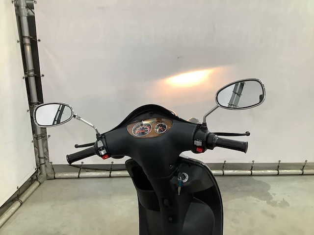 Jonway - mny - e-scooter - afbeelding 3 van  15