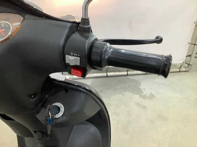 Jonway - mny - e-scooter - afbeelding 4 van  15