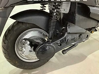Jonway - mny - e-scooter - afbeelding 14 van  15