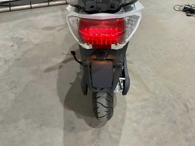Jonway - msg - e-scooter - afbeelding 10 van  12