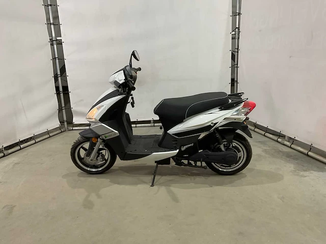 Jonway - msg - elektrische scooter - afbeelding 9 van  16