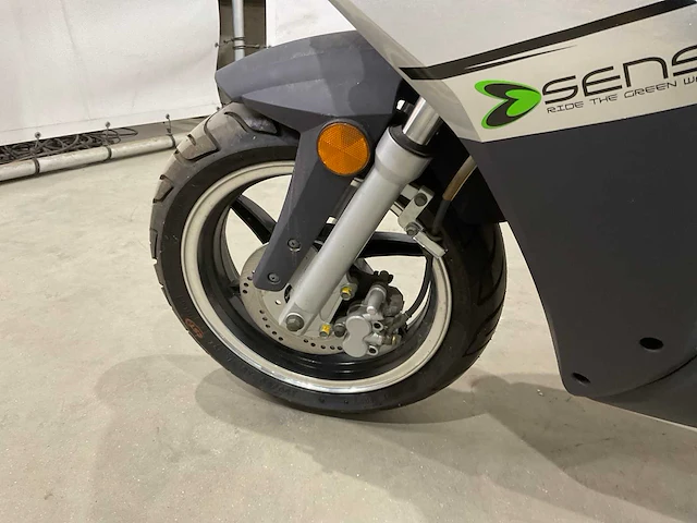 Jonway - msg - elektrische scooter - afbeelding 13 van  16