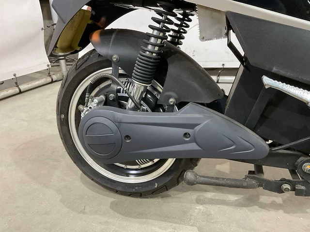 Jonway - msg - elektrische scooter - afbeelding 16 van  16
