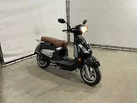 Jonway classic-cl 1 scooter - afbeelding 11 van  18