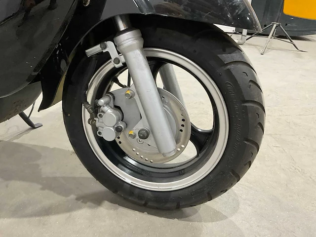 Jonway classic-cl 1 scooter - afbeelding 16 van  18