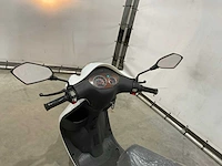 Jonway classic-cl 2 mny scooter - afbeelding 3 van  16
