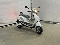 Jonway classic-cl 2 mny scooter - afbeelding 9 van  16