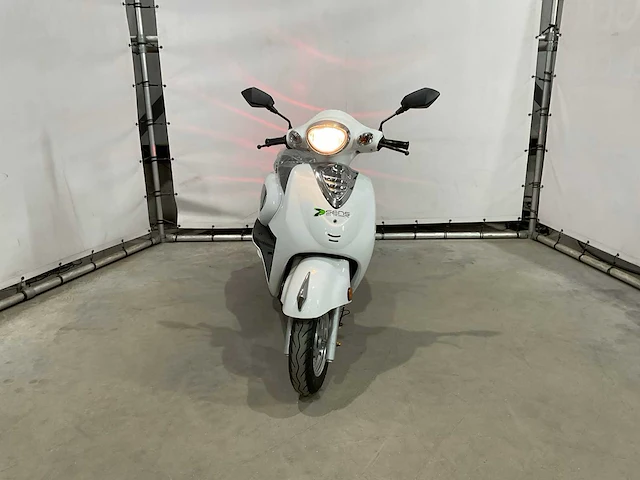 Jonway classic-cl 2 mny scooter - afbeelding 10 van  16