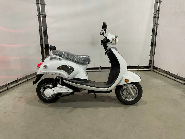 Jonway classic-cl 2 mny scooter - afbeelding 12 van  16