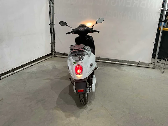 Jonway classic-cl 2 mny scooter - afbeelding 13 van  16