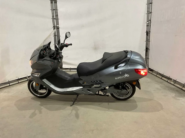 Jonway motorscooter - afbeelding 10 van  15