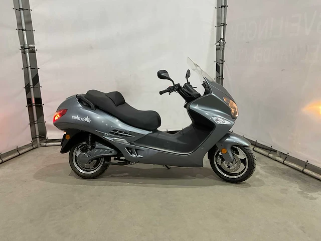 Jonway motorscooter - afbeelding 11 van  15