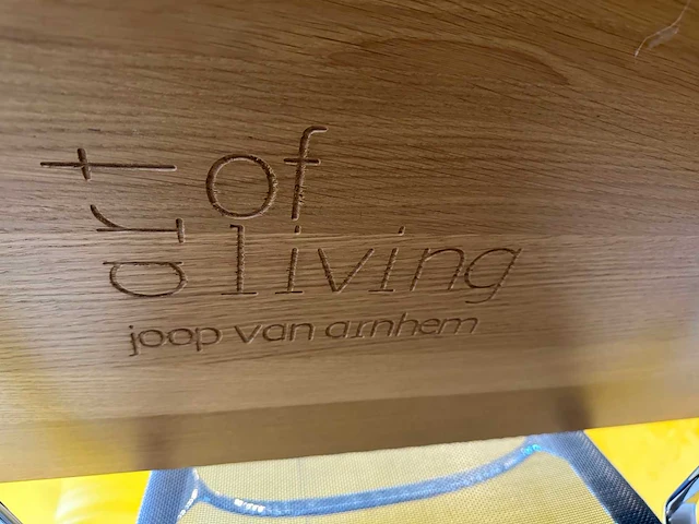 Joop van arnhem - art of living - design tafel - afbeelding 4 van  8