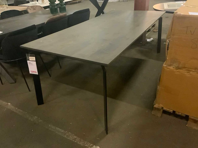 Jorid eetkamertafel 220 cm - afbeelding 1 van  6