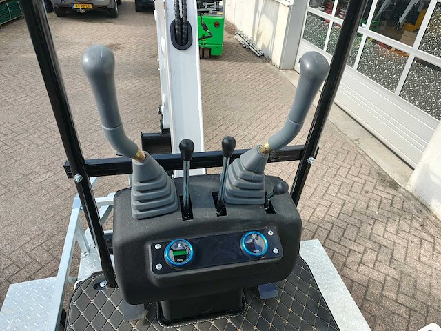 Jpc - 2025 - kv12 - minigraafmachine met aanhangwagen - afbeelding 7 van  43