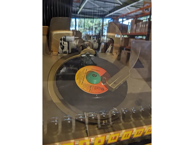 Jukebox bergmann symphonie 80 – 1957 , bergmann, symphonie 80, hout, 1957 - afbeelding 13 van  16