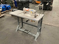 Juki ddl-8700 naaimachine - afbeelding 1 van  12