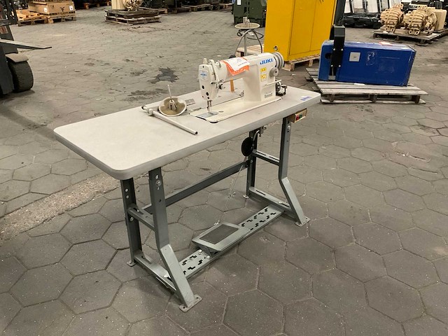 Juki ddl-8700 naaimachine - afbeelding 3 van  12