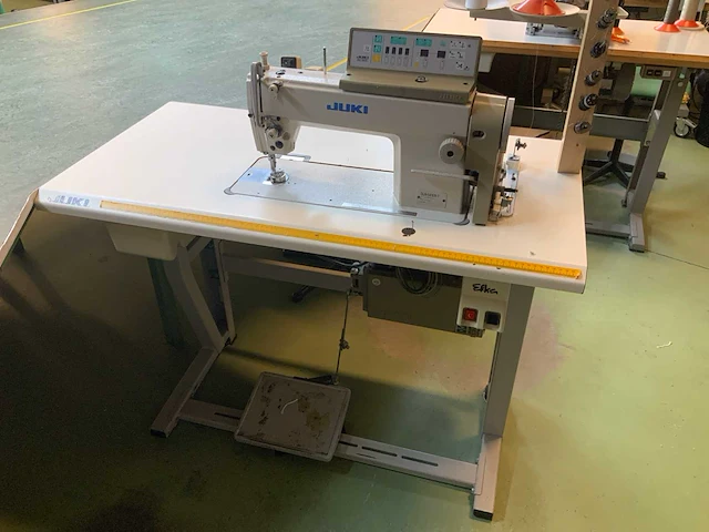 Juki dln-5410n-7 naaimachine - afbeelding 4 van  5