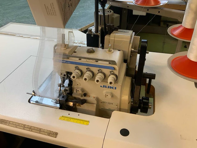 Juki mo-3614 naaimachine - afbeelding 3 van  5