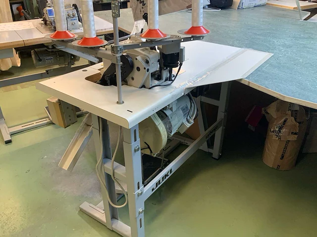 Juki mo-3614 naaimachine - afbeelding 5 van  5