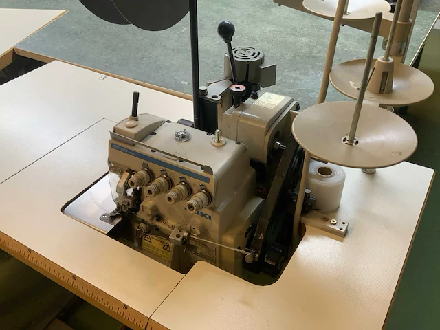 Juki mo-3614 naaimachine - afbeelding 3 van  4