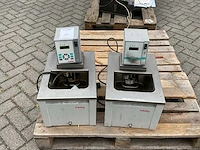 Julabo 12 waterbad (2x) - afbeelding 1 van  7
