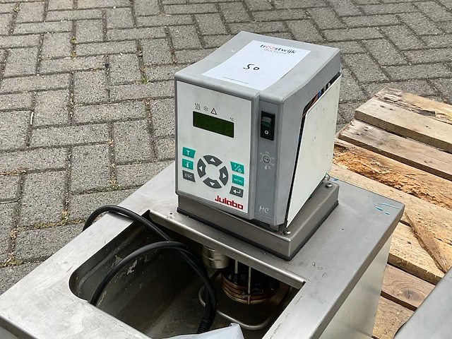 Julabo 12 waterbad (2x) - afbeelding 7 van  7