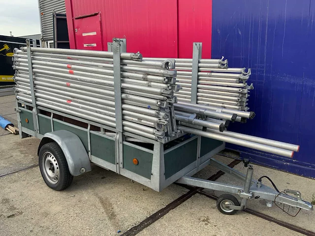 Jumbo stillads steiger met aanhanger - afbeelding 1 van  24