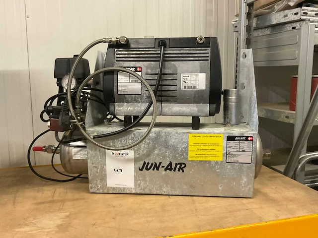 Junair of302-8,5b olievrije compressor - afbeelding 2 van  5