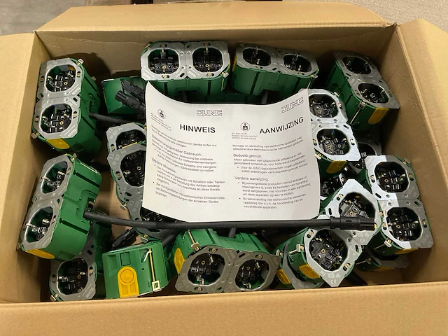 Jung stek-k105 wandcontactdoos (20x) - afbeelding 7 van  9