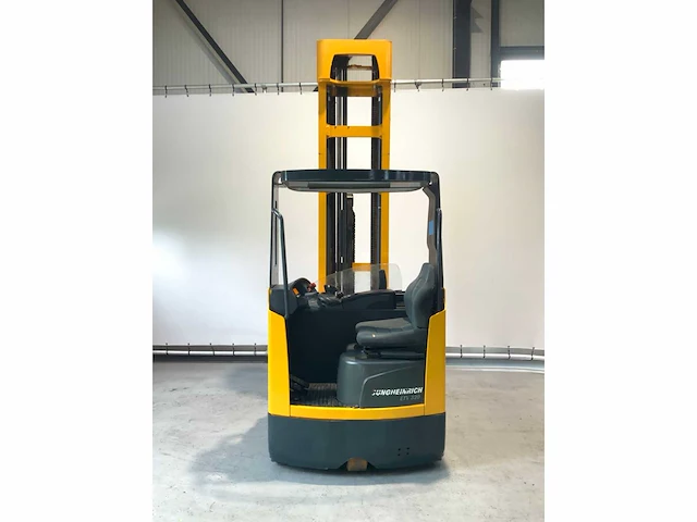 Jungheinrich - - etv 320 - reach truck - afbeelding 20 van  24