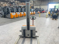 Jungheinrich - 2000 - ebc 10g-117-156e - stapelaar - afbeelding 2 van  10